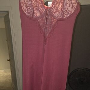 Elegant Lace Chemise - Rich Pink